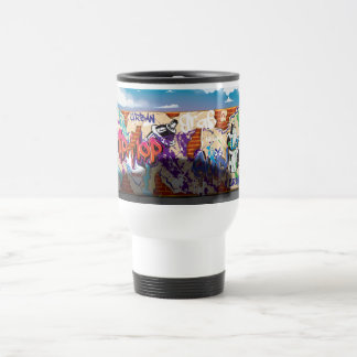 Taza De Viaje Muro de graffiti de hip hop urbano.