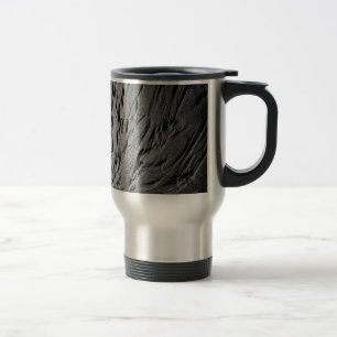 Taza De Viaje Rivuletos en una playa de arena