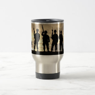 Taza De Viaje Soldados en militares valerosos de la silueta