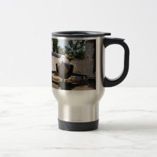 Taza De Viaje Top Gun en los suburbios.