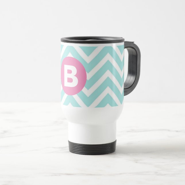 Taza De Viaje Trendy Light Blue Chevron Pink Monogram (Anverso derecho)