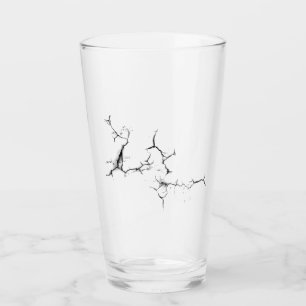 Taza de vidrio agrietada