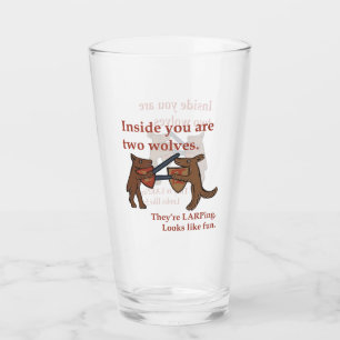 Taza de vidrio de dos lobos medievales