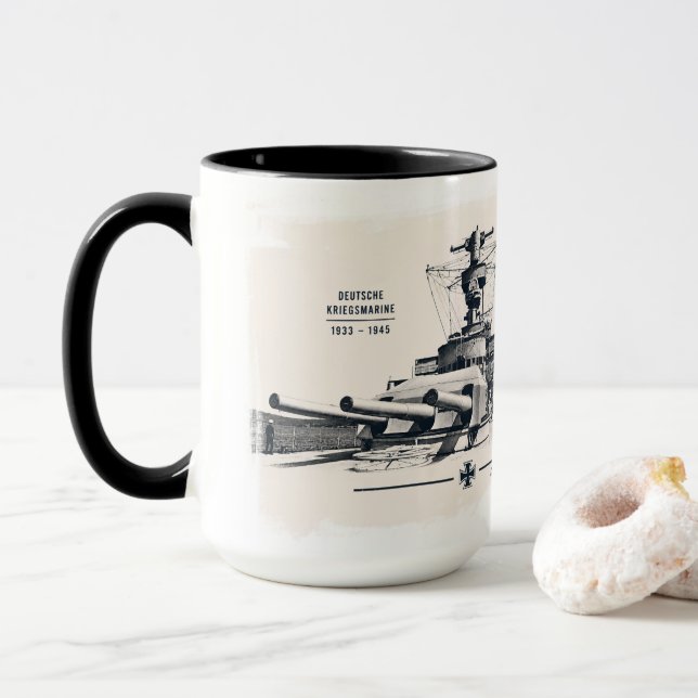 Taza del acorazado Deutschland (Con donut)