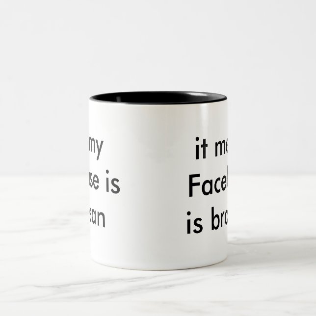 Taza del adicto a Facebook (Centro)