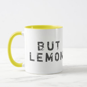 Taza del agua del limón
