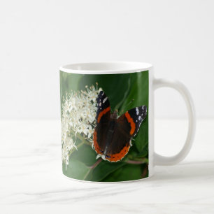 Taza del almirante rojo mariposa