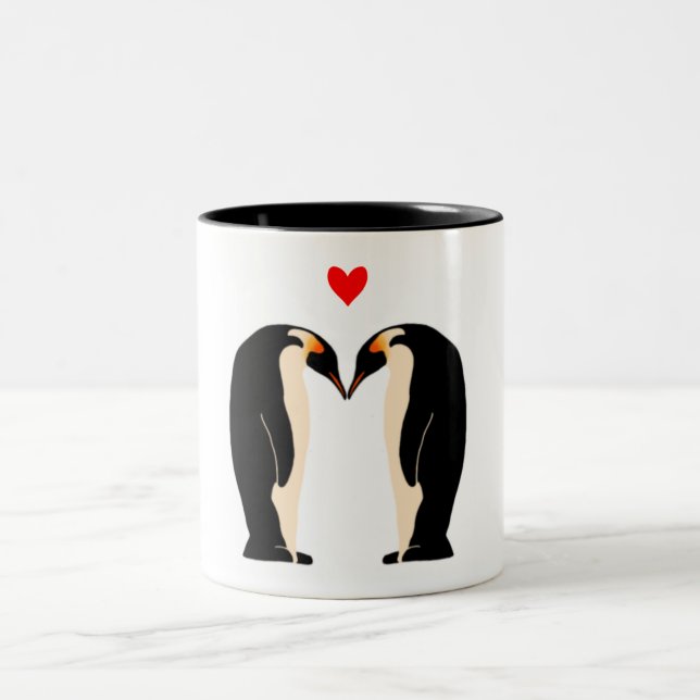 Taza del amor del pingüino (Centro)
