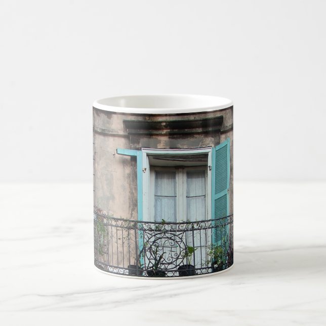 Taza del balcón del barrio francés de NOLA (Centro)