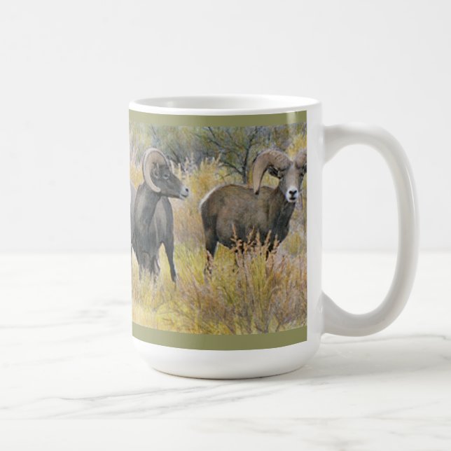 Taza del Bello Artes de los carneros con grandes (Derecha)
