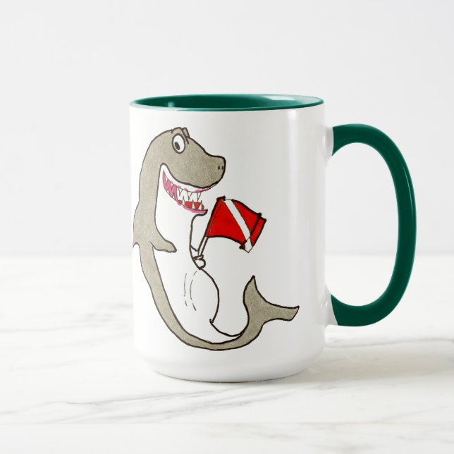Taza Del buceador tiburón hambriento abajo (Derecha)