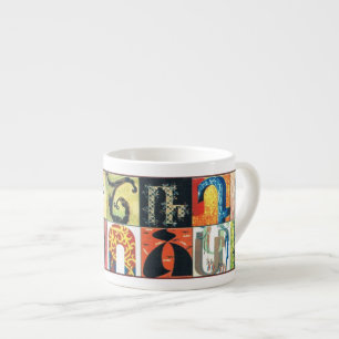 Taza del café express del alfabeto armenio