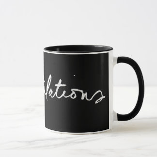 Taza del cruzado de la enhorabuena de la pizarra