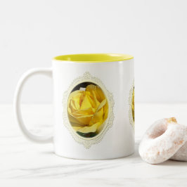 Taza del día de madre del rosa amarillo