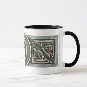 Taza del diseño de Knotwork del Celtic
