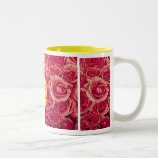 Taza del diseño del rosa