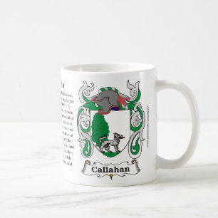 Taza del escudo de armas de la familia de Callahan