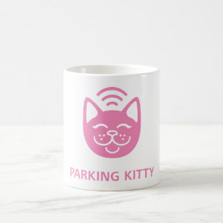 Taza del gatito del estacionamiento