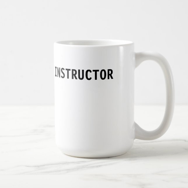 Taza del instructor de la escuela del combate del (Derecha)