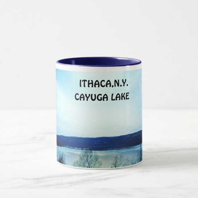Taza del LAGO del CAYUGA, ITHACA, N.Y. (Centro)