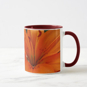 Taza del lirio tigrado