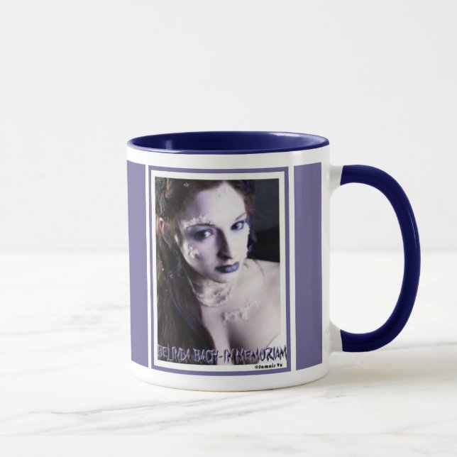 Taza del monumento de Belinda Bach (Derecha)