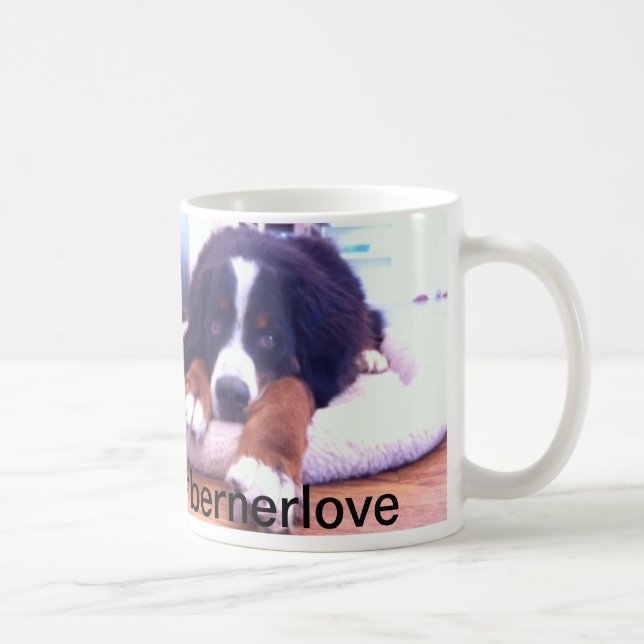 Taza del perro de montaña de Bernese (Derecha)