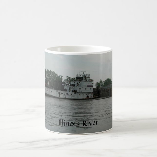 Taza del remolcador LJ Sullivan del río de (Centro)