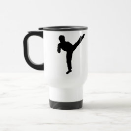 Taza del retroceso del karate