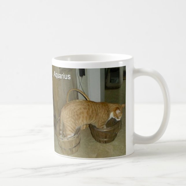 Taza del Rótulo del zodiaco del gato del acuario (Derecha)