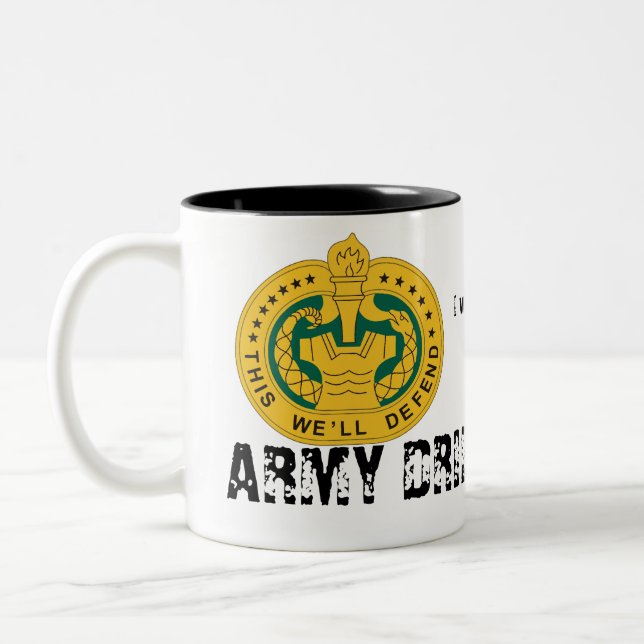 Taza del sargento de taladro café (Izquierda)