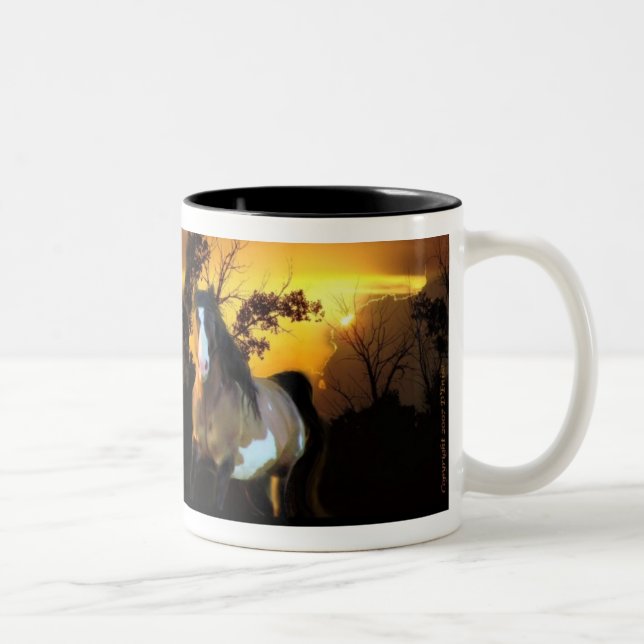 Taza del semental de la puesta del sol (Derecha)