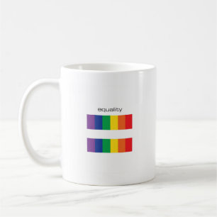 Taza del símbolo de la igualdad de la bandera del
