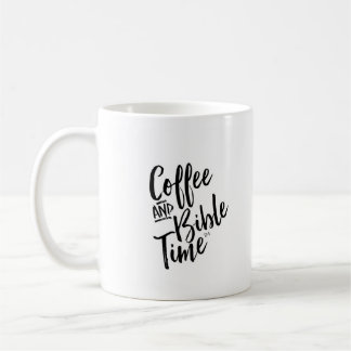 Taza del tiempo del café y de la biblia