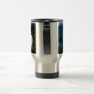 Taza del viaje de la bahía del tronco