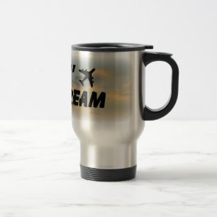 Taza del viaje de las nubes de la puesta del sol