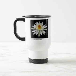 Taza del viaje del lirio de agua blanca