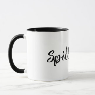 Taza Derrame el té en negro