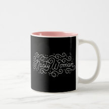 Taza desagradable de la mujer
