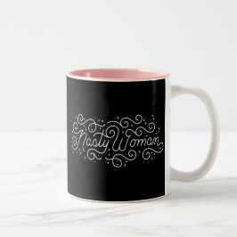Taza desagradable de la mujer