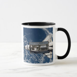 Taza Descubrimiento 16 del transbordador espacial