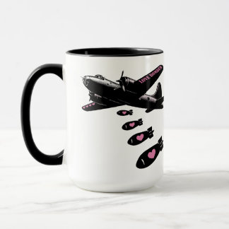 Taza Detalles de bombardero rosa de amor estratégico