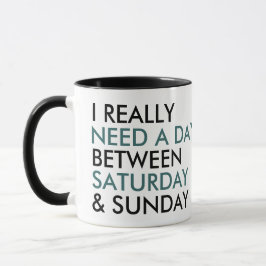 Taza Día entre sábado y la tipografía del fin de semana