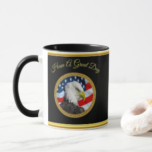 Taza diseño de águila y bandera americana en hoja de or