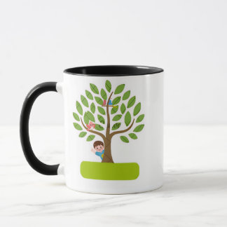 Taza Diseño de camiseta de árbol lindo con niños y pája