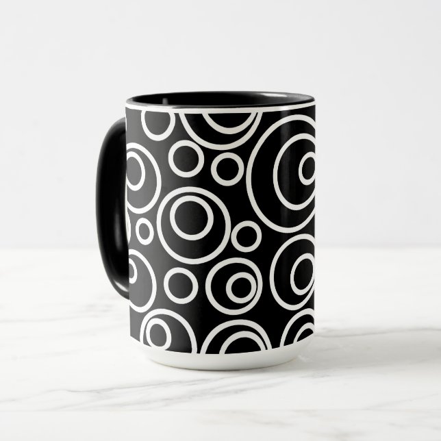 Taza Diseño de Círculos Blancos en Negro (Anverso izquierdo)