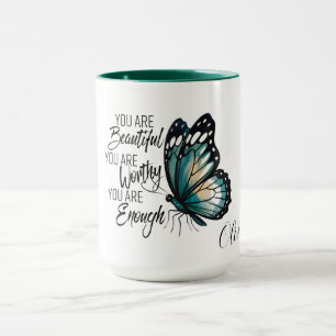 Taza Diseño de Mariposa con Frase Inspiradora de Autoes