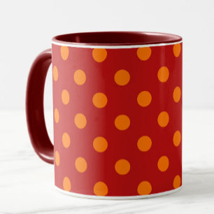 Taza Diseño de puntos polka del Naranja de fondo rojo