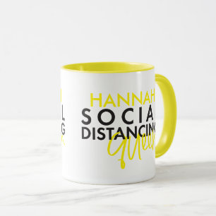 Taza Diseño de tipografía moderna de reina de distancia