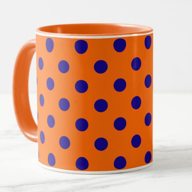 Taza Diseño del patrón de puntos de polka azul sobre Na (Subido por el creador)